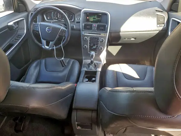 YV449MDK3G2879791 2016 VOLVO XC60 - Image 8
