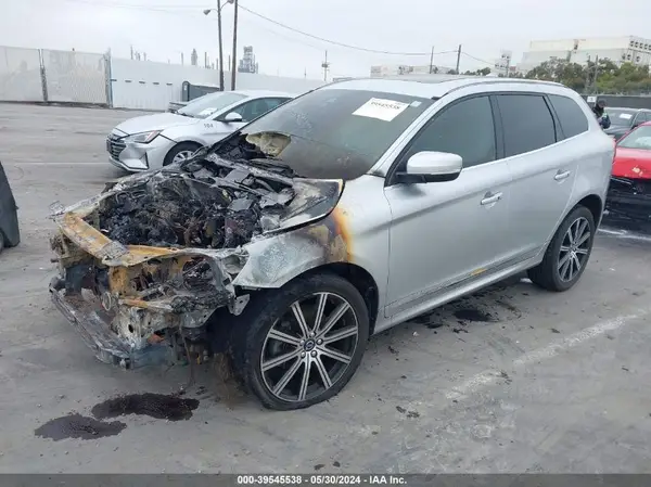 YV449MDK4G2811869 2016 VOLVO XC60 - Image 2