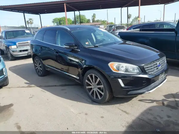 YV449MDK7G2811221 2016 VOLVO XC60 - Image 1