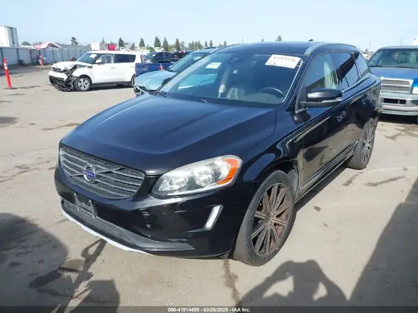 YV449MDK7G2811221 2016 VOLVO XC60 - Image 2