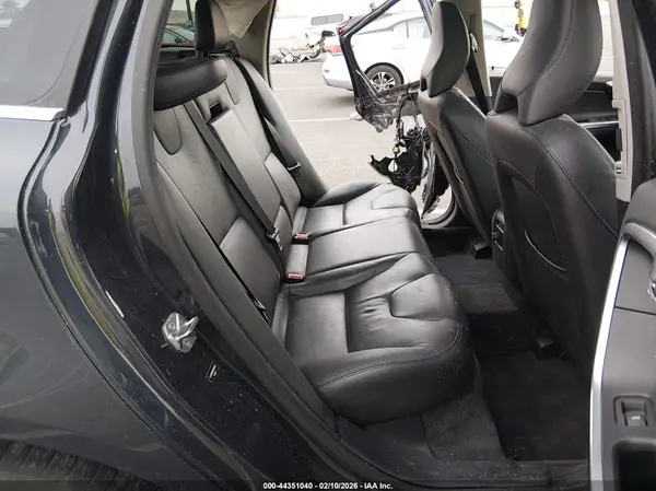 YV449MDM1G2867852 2016 VOLVO XC60 - Image 8