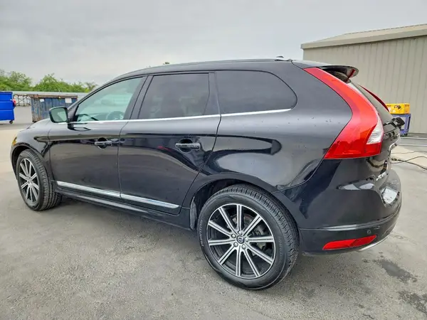 YV449MDM7G2864910 2016 VOLVO XC60 - Image 2