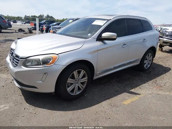 YV449MDM8G2836193 2016 VOLVO XC60 - Image 2
