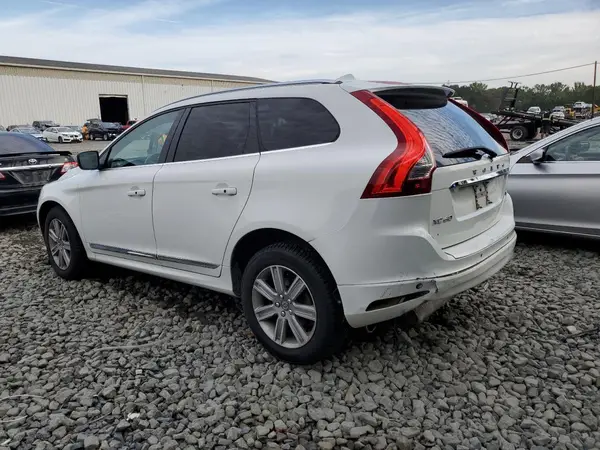 YV449MRK0G2887923 2016 VOLVO XC60 - Image 2