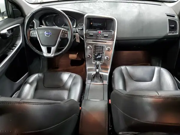 YV449MRK0G2906048 2016 VOLVO XC60 - Image 8