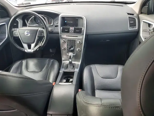 YV449MRK1G2927992 2016 VOLVO XC60 - Image 8