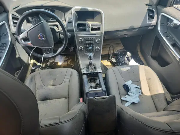 YV449MRK2G2890984 2016 VOLVO XC60 - Image 8