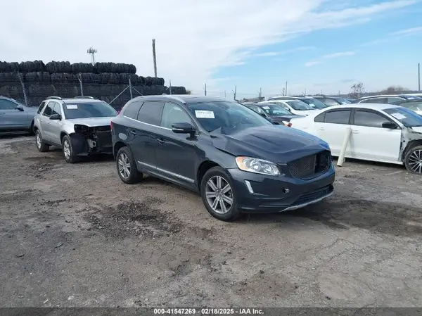 YV449MRK2G2918010 2016 VOLVO XC60 - Image 1