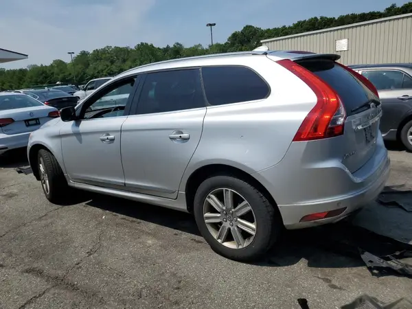 YV449MRK3G2870792 2016 VOLVO XC60 - Image 2
