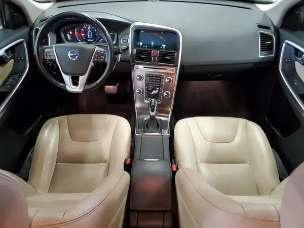 YV449MRK3G2873000 2016 VOLVO XC60 - Image 8