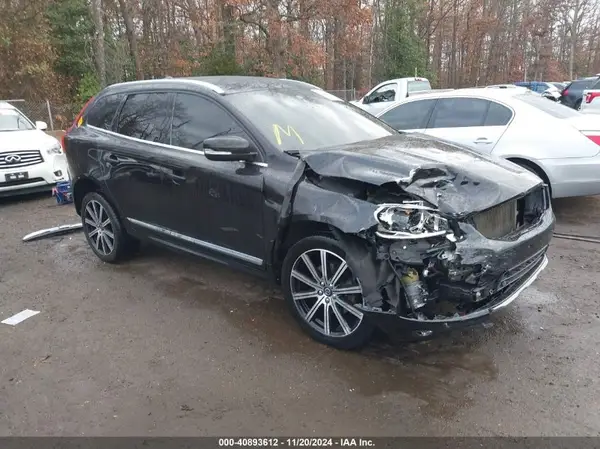 YV449MRK4G2917795 2016 VOLVO XC60 - Image 1