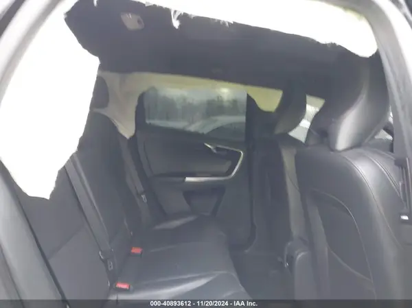 YV449MRK4G2917795 2016 VOLVO XC60 - Image 8