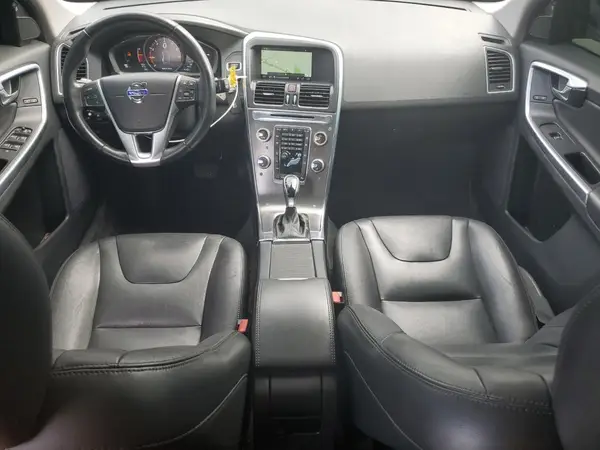 YV449MRK4G2926061 2016 VOLVO XC60 - Image 8