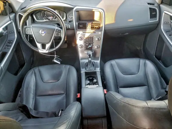 YV449MRK6G2924411 2016 VOLVO XC60 - Image 8