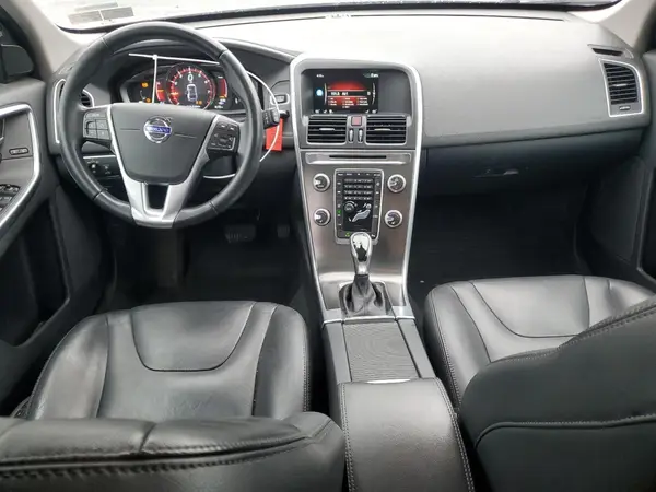 YV449MRK7G2867376 2016 VOLVO XC60 - Image 8
