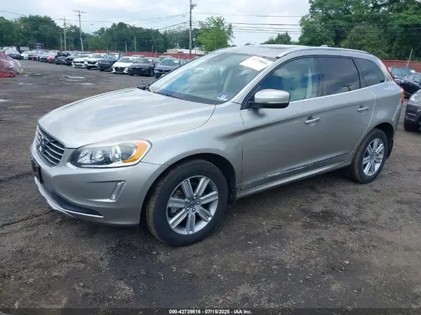 YV449MRK7G2899633 2016 VOLVO XC60 - Image 2