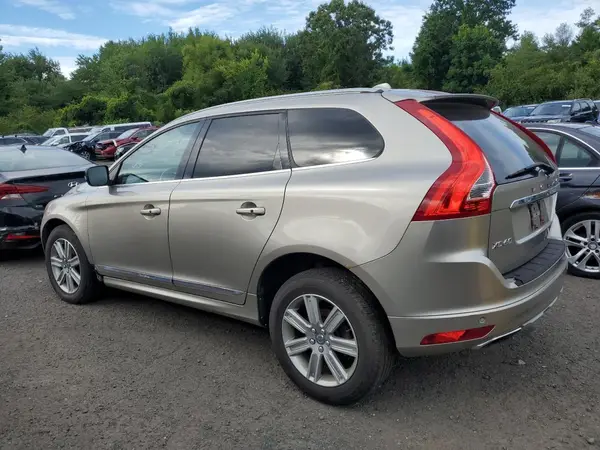 YV449MRK8G2907657 2016 VOLVO XC60 - Image 2