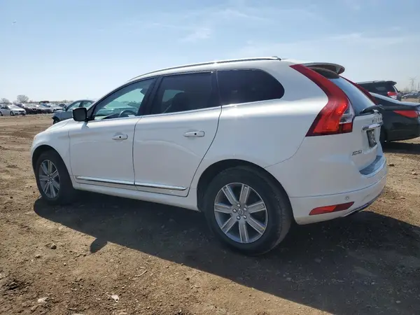 YV449MRK9G2902662 2016 VOLVO XC60 - Image 2