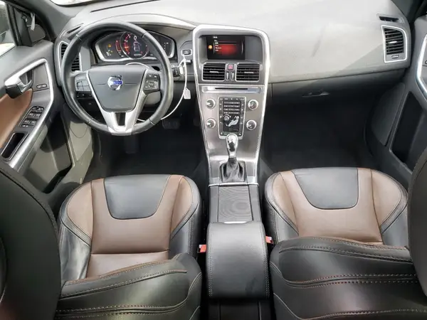 YV449MRK9G2914388 2016 VOLVO XC60 - Image 8