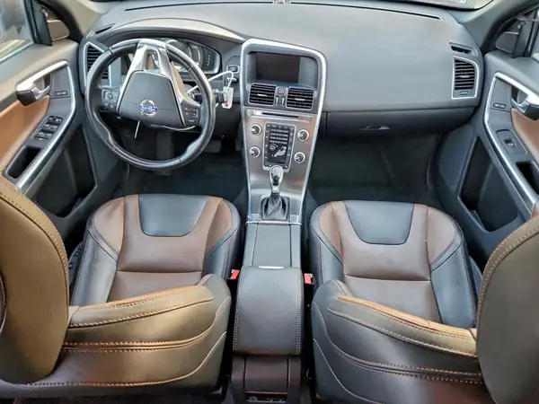 YV449MRK9G2920210 2016 VOLVO XC60 - Image 8