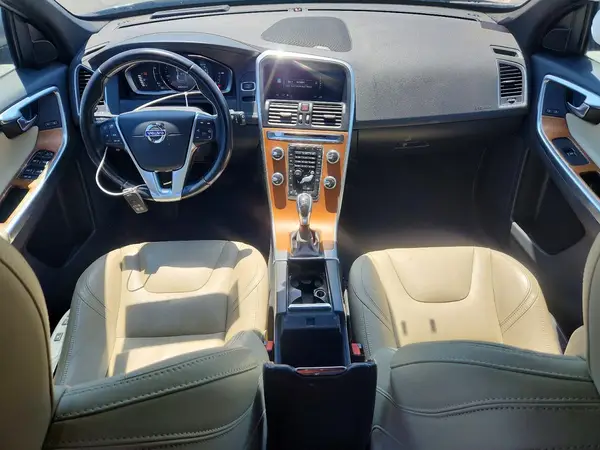 YV449MRM2G2888766 2016 VOLVO XC60 - Image 8