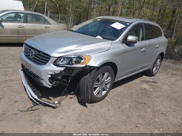 YV449MRM4G2899400 2016 VOLVO XC60 - Image 2