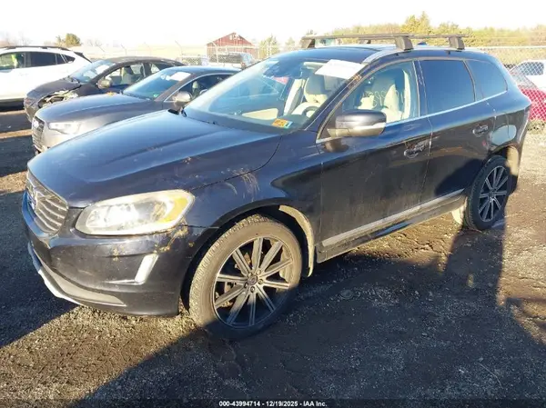YV449MRM8G2879408 2016 VOLVO XC60 - Image 2
