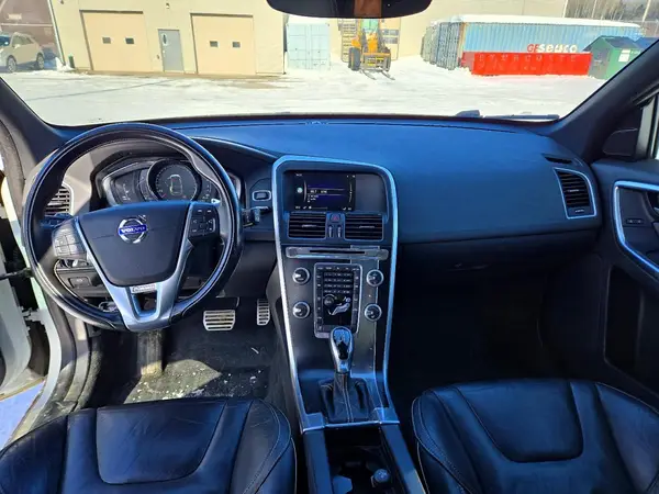 YV449MRP0H2134552 2017 VOLVO XC60 - Image 8