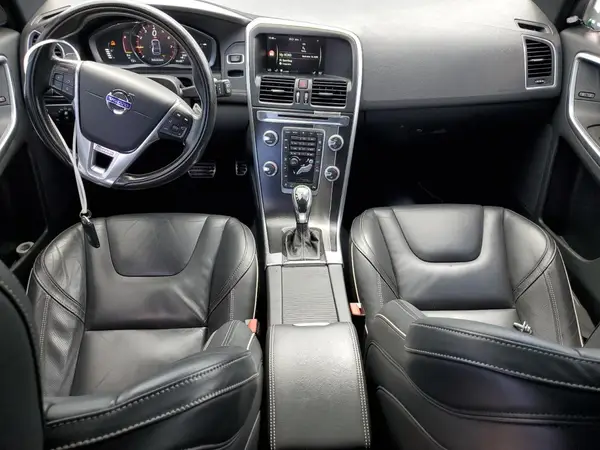 YV449MRP2G2868348 2016 VOLVO XC60 - Image 8