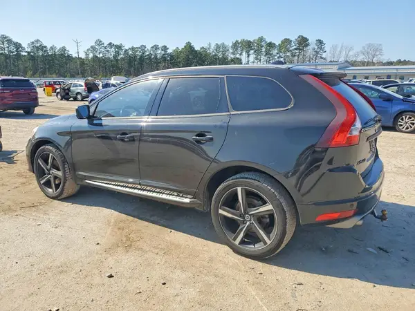 YV449MRP4G2916898 2016 VOLVO XC60 - Image 2