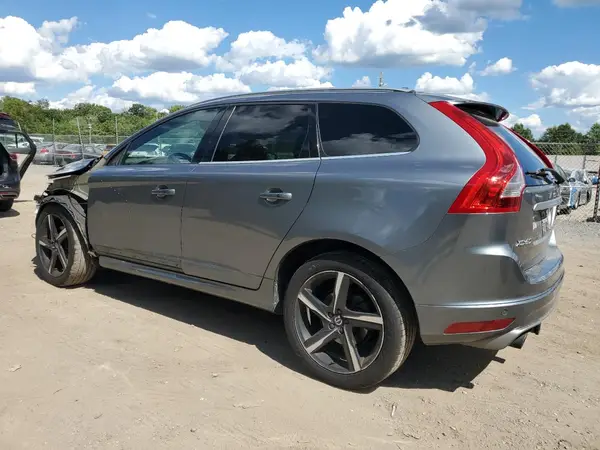 YV449MRPXG2887813 2016 VOLVO XC60 - Image 2