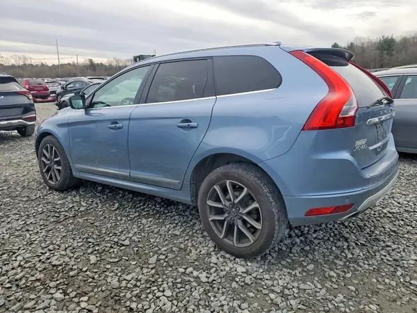 YV449MRR0H2006085 2017 VOLVO XC60 - Image 2