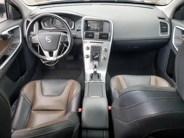 YV449MRR0H2031200 2017 VOLVO XC60 - Image 8