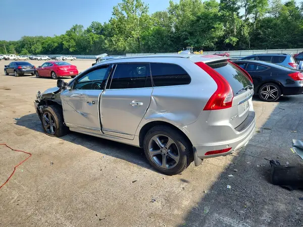 YV449MRR0H2088707 2017 VOLVO XC60 - Image 2