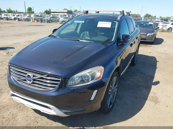 YV449MRR1H2041086 2017 VOLVO XC60 - Image 2