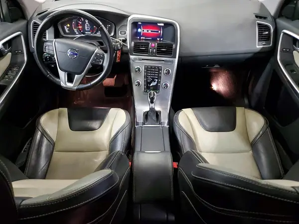 YV449MRR1H2122654 2017 VOLVO XC60 - Image 8