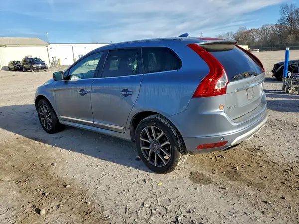 YV449MRR1H2222723 2017 VOLVO XC60 - Image 2