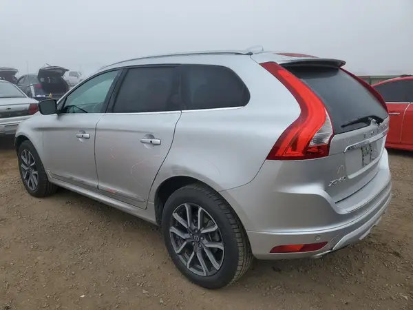 YV449MRR1H2222835 2017 VOLVO XC60 - Image 2