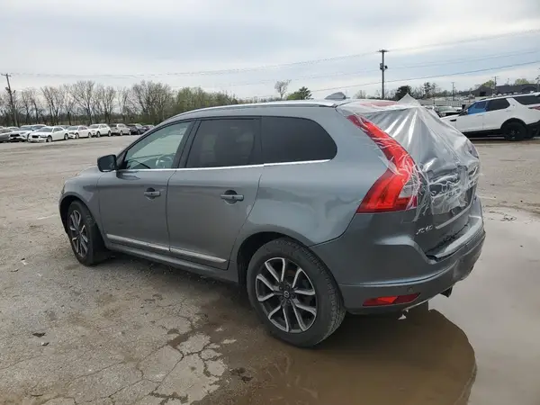 YV449MRR2H2002474 2017 VOLVO XC60 - Image 2
