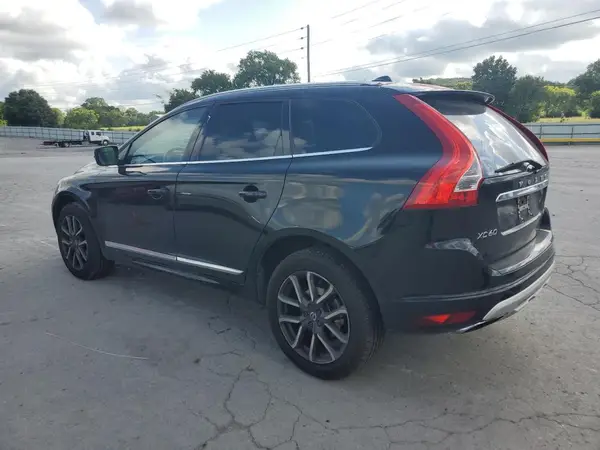 YV449MRR2H2063386 2017 VOLVO XC60 - Image 2
