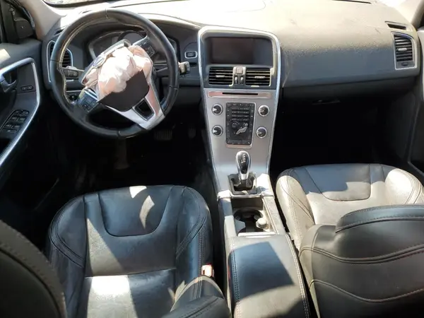 YV449MRR2H2075943 2017 VOLVO XC60 - Image 8