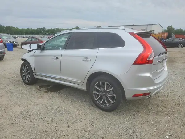 YV449MRR2H2131685 2017 VOLVO XC60 - Image 2
