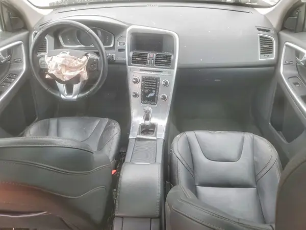 YV449MRR2H2131685 2017 VOLVO XC60 - Image 8
