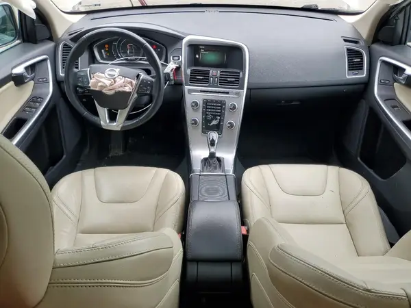 YV449MRR2H2200455 2017 VOLVO XC60 - Image 8