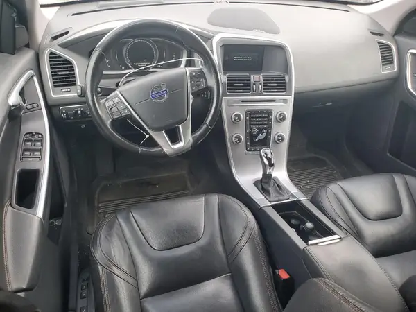 YV449MRR3H2068922 2017 VOLVO XC60 - Image 8