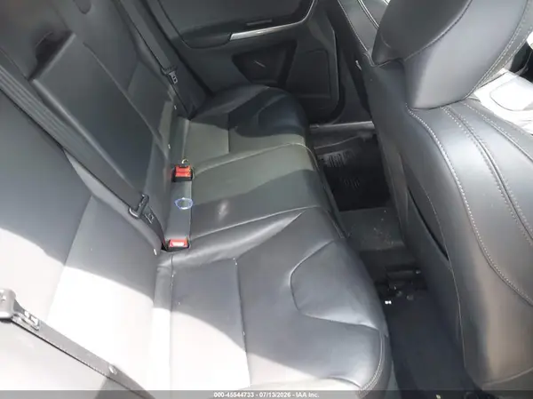 YV449MRR4H2015291 2017 VOLVO XC60 - Image 8
