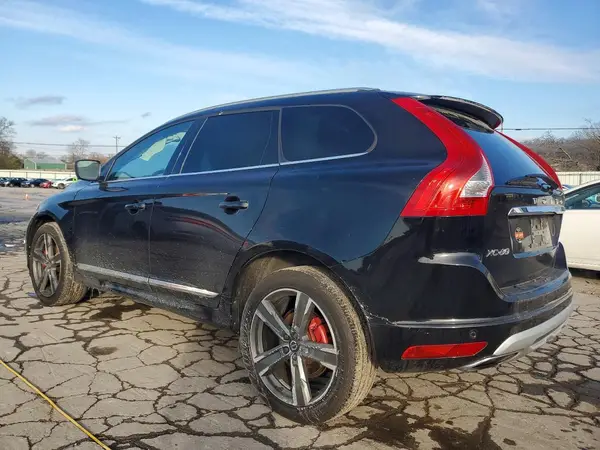 YV449MRR4H2039008 2017 VOLVO XC60 - Image 2