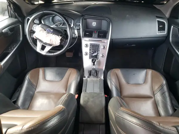 YV449MRR4H2097295 2017 VOLVO XC60 - Image 8
