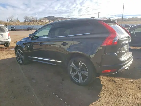 YV449MRR5H2069084 2017 VOLVO XC60 - Image 2