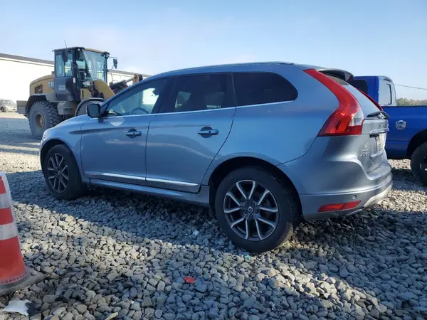 YV449MRR5H2087942 2017 VOLVO XC60 - Image 2
